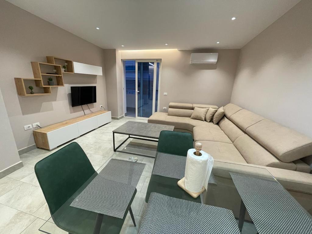 Sevians Apartments Golem  Extérieur photo
